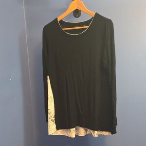 Apt. 9 Black and White Long Sleeve Top